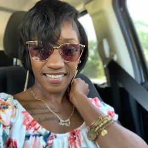 Meet your Posher, Shante